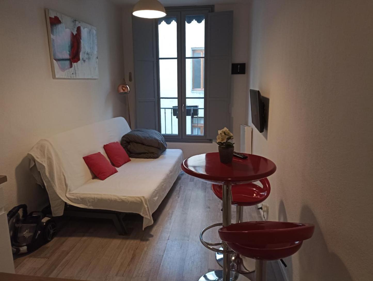 Studio Nimes Centre Rum bild